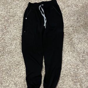 Figs 21 pocket scrub joggers